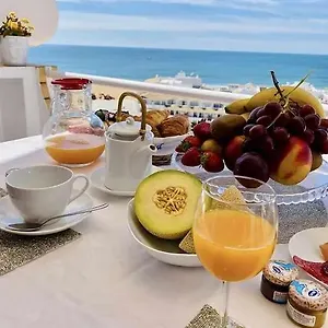 Apartment Penthouse Sea View By Holidays, Albufeira